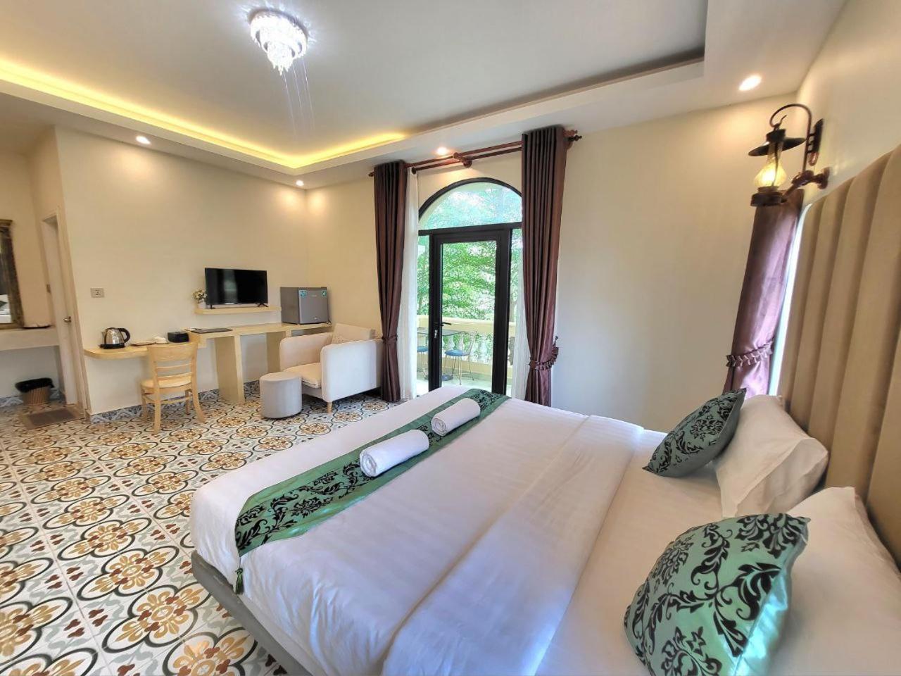 Hang Meas Boutique Hotel กำปอต ภายนอก รูปภาพ