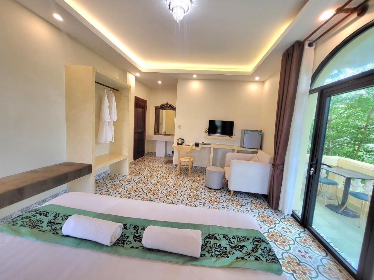 Hang Meas Boutique Hotel กำปอต ภายนอก รูปภาพ
