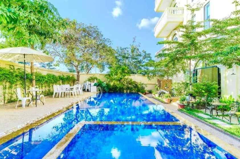 Hang Meas Boutique Hotel กำปอต ภายนอก รูปภาพ